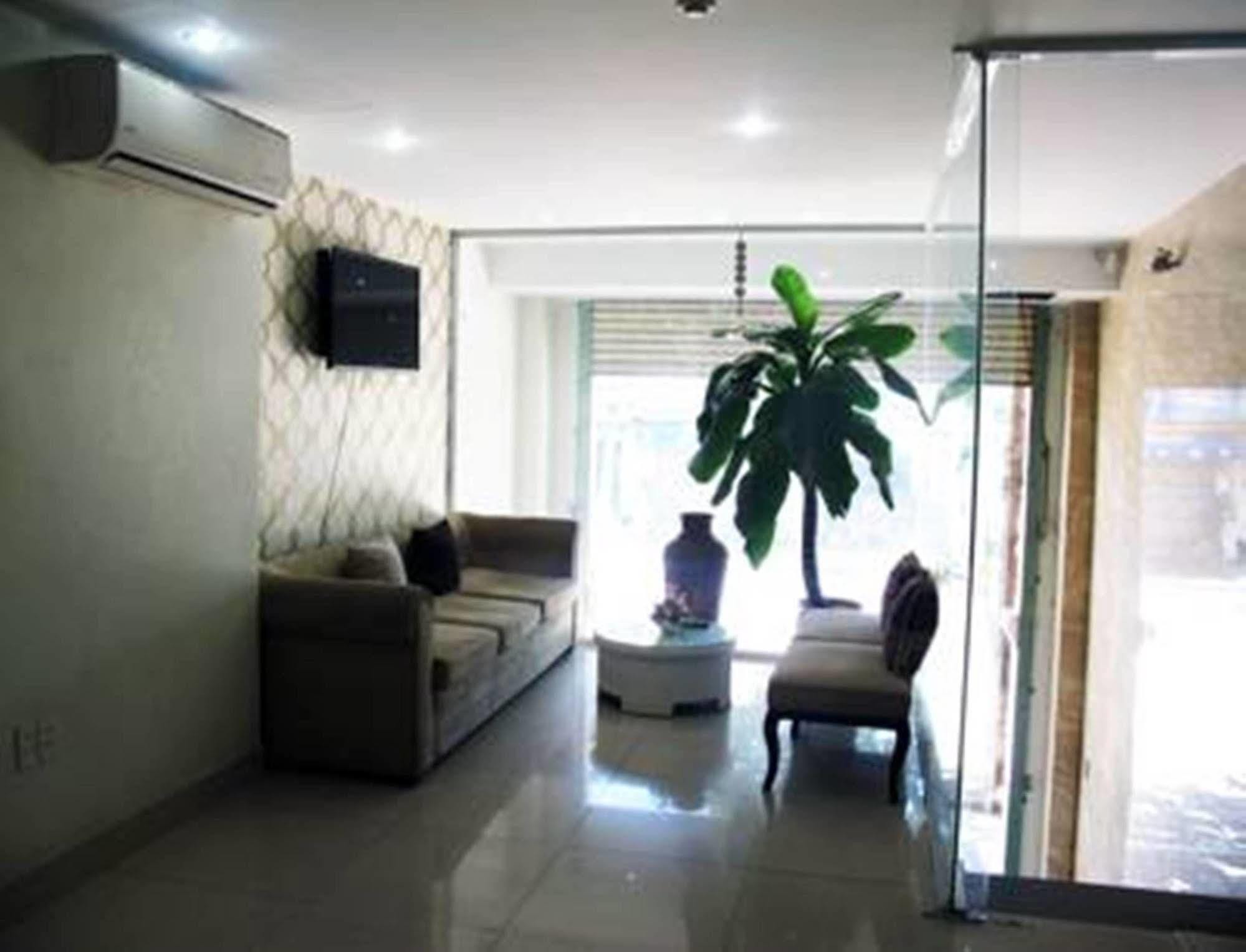 Quoc Thien Hotel Da Nang Buitenkant foto
