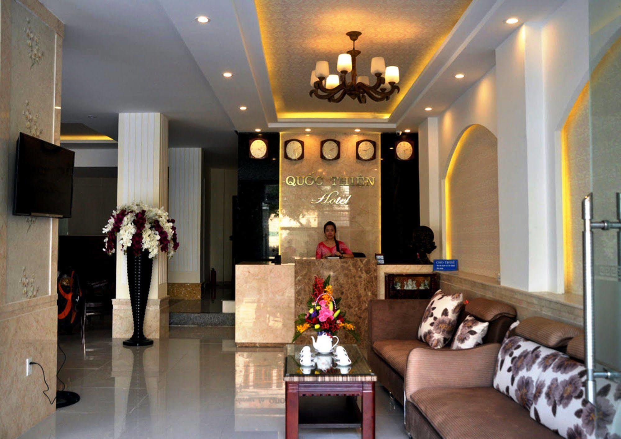 Quoc Thien Hotel Da Nang Buitenkant foto
