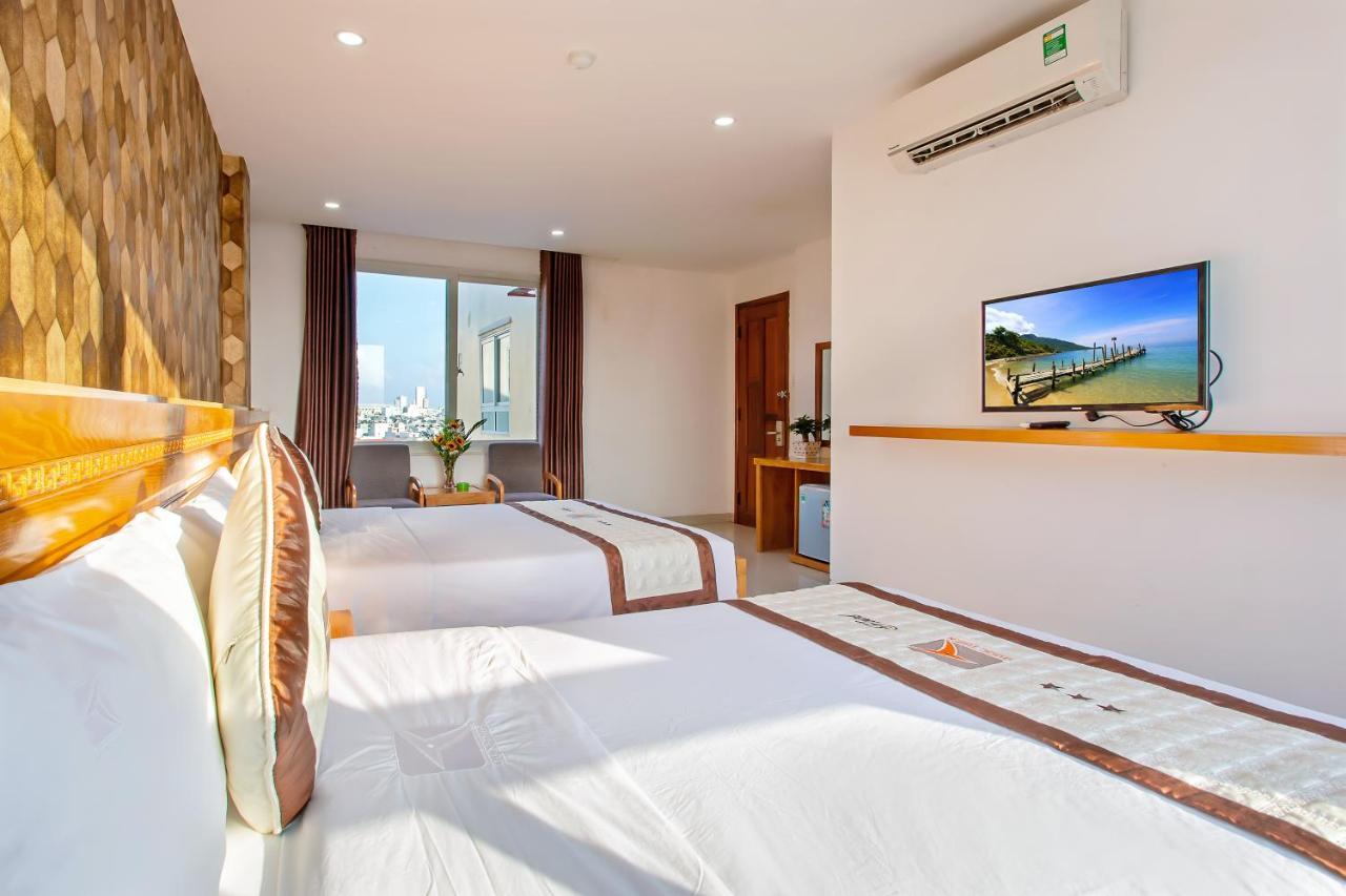Quoc Thien Hotel Da Nang Buitenkant foto